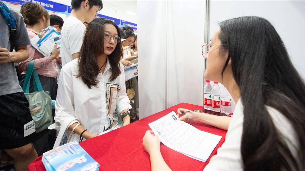 问鼎电子娱乐